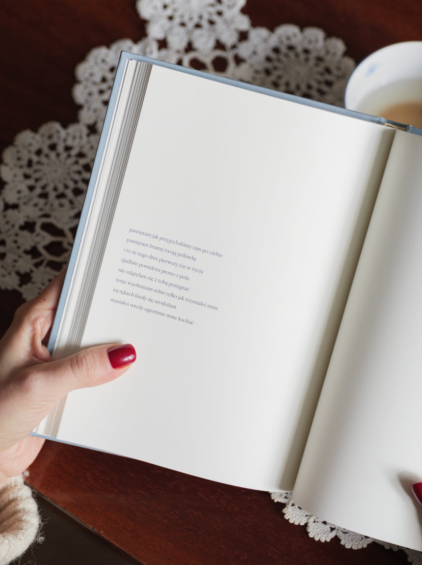 Notes Twórczy x Kubeczka otwarty na wierszu