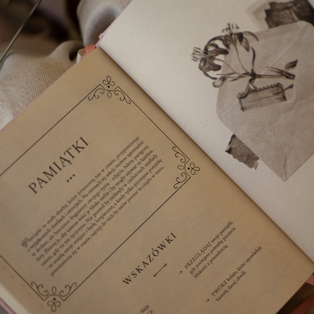 Pamiętnik otwarty na sekcji "Pamiątki"