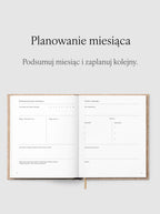 Rozkładówka przedstawiająca widok podsumowania miesiąca i planowania miesiąca